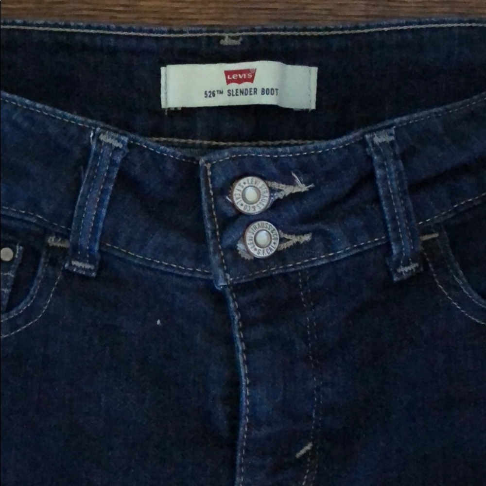 Levi's Jeans - Picture 2 of 4